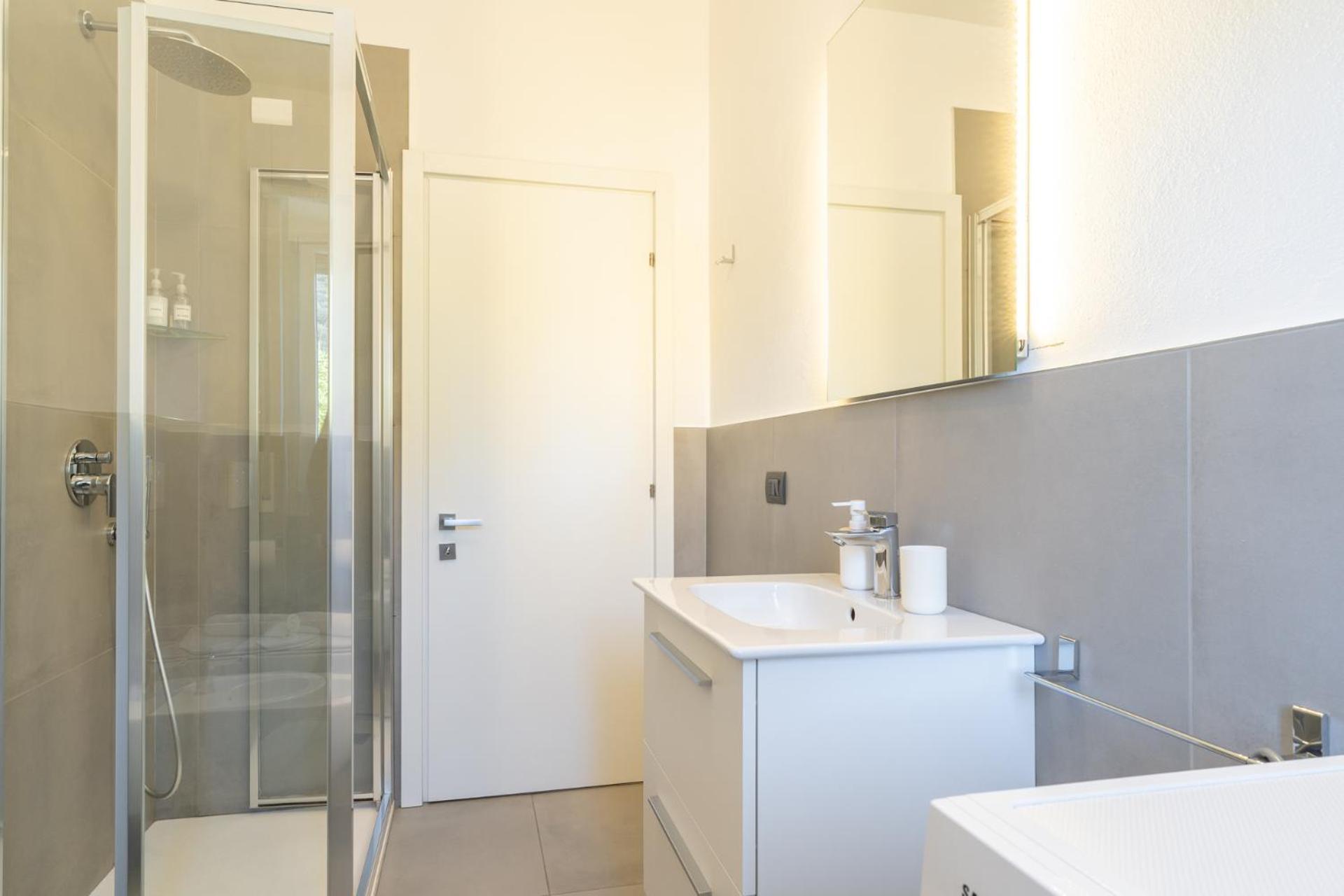Lecco Lakefront Retreat Екстериор снимка