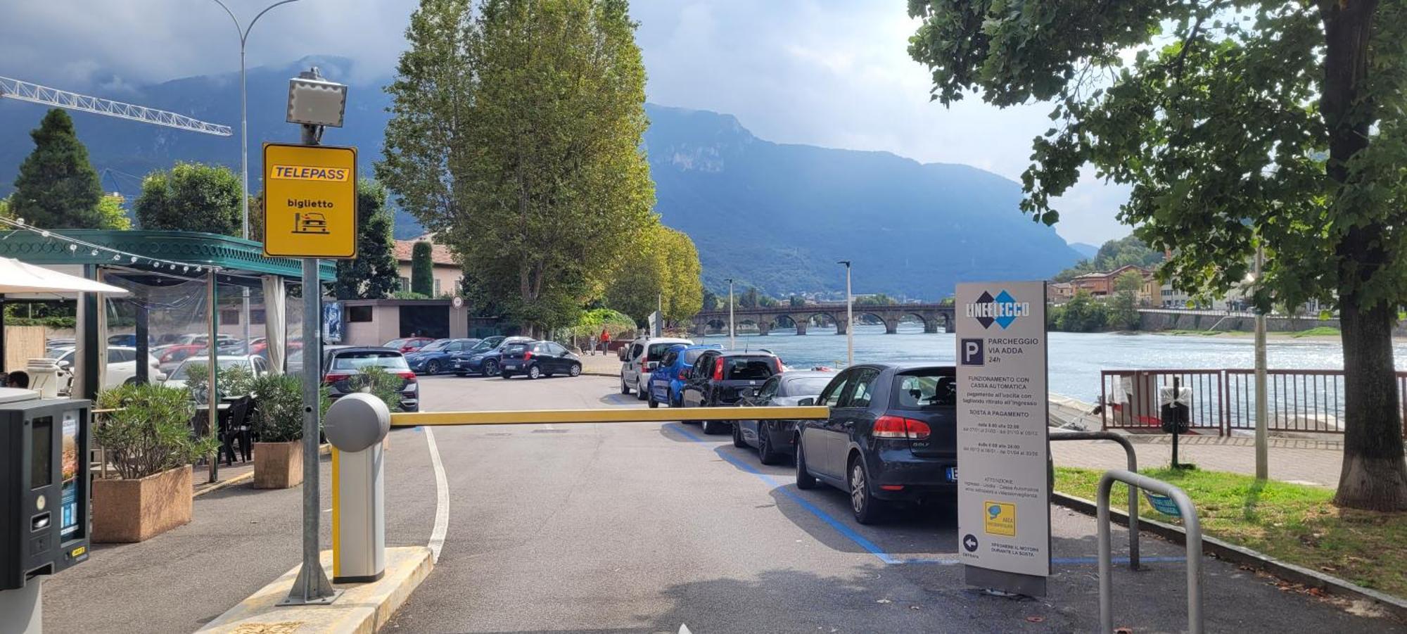 Lecco Lakefront Retreat Екстериор снимка